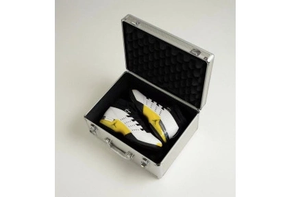 Jordan 17 Low Air FJ0395-100 “Lightning” 0928